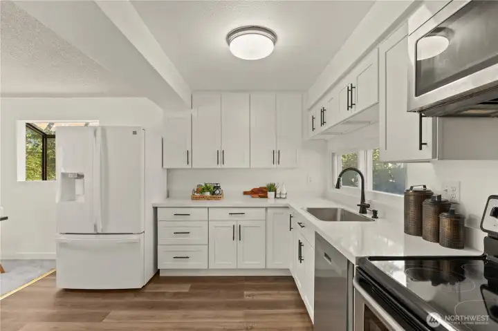 Kitchen - Quartz countertops + Shaker cabinets + Farm sink + Full Appliance set