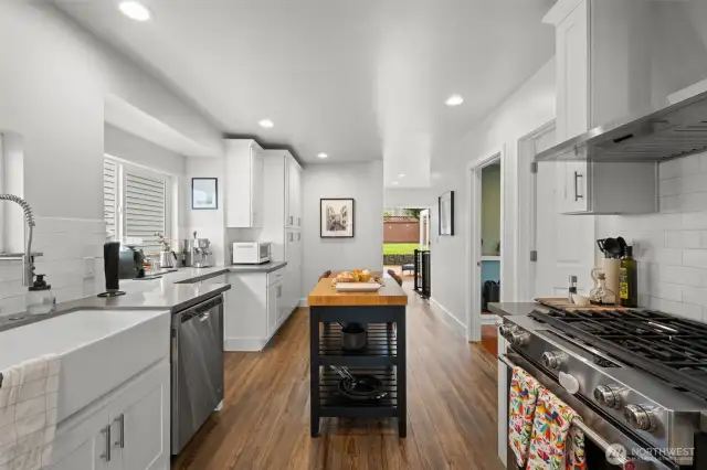 Kitchen, french door and in-door outdoors living