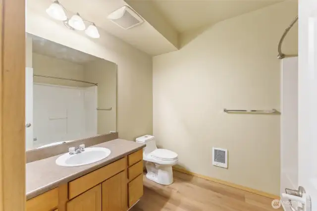 Guest Bathroom FULL