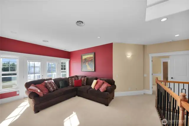 Upstairs bonus room. . .