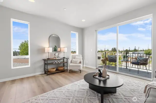 Photographs are for illustrative purposes only. Features, finishes, interior/exterior colors, landscaping and floorplan shown may vary from actual homes built.