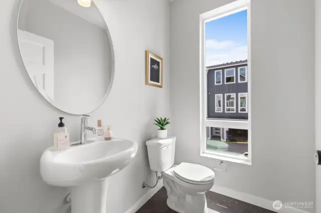Photographs are for illustrative purposes only. Features, finishes, interior/exterior colors, landscaping and floorplan shown may vary from actual homes built.
