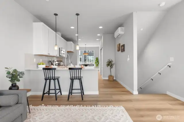 Photographs are for illustrative purposes only. Features, finishes, interior/exterior colors, landscaping and floorplan shown may vary from actual homes built.