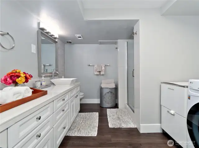 3/4 bath and laundry on lower level