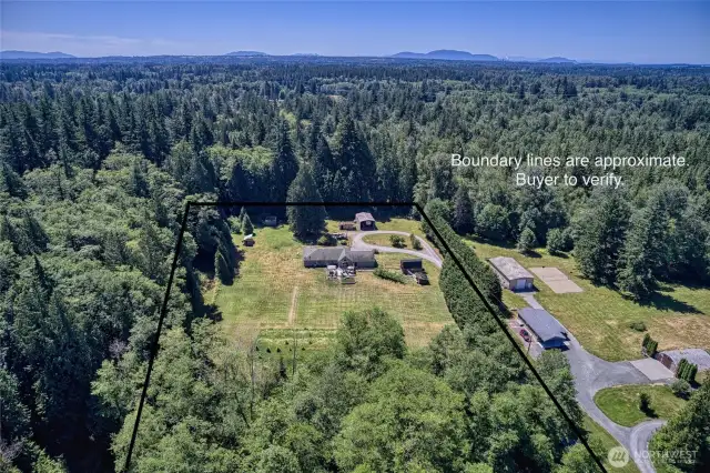 Approximate boundary lines - buyer to verify.