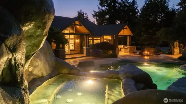 Overlooking the hot tub and pool