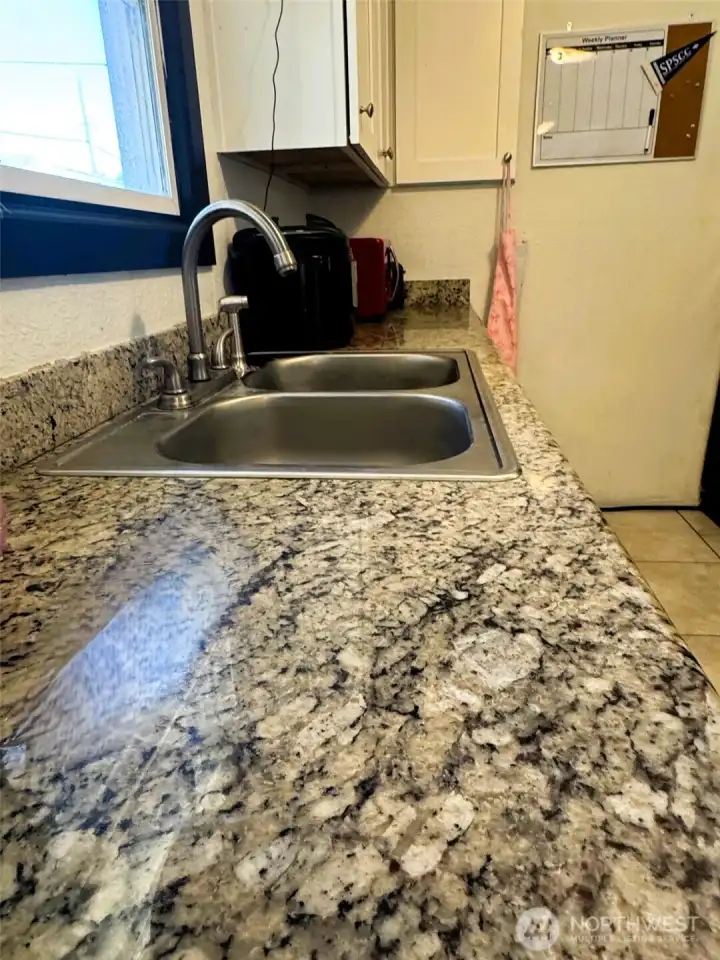 Granite Kitchen Counter Tops