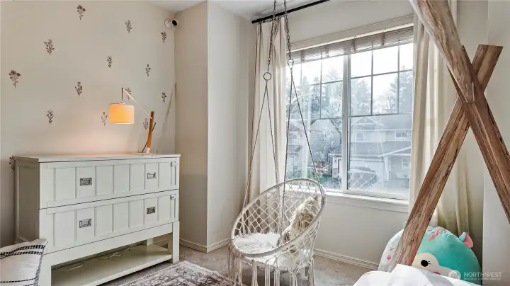 The natural light this room gets is AMAZING!