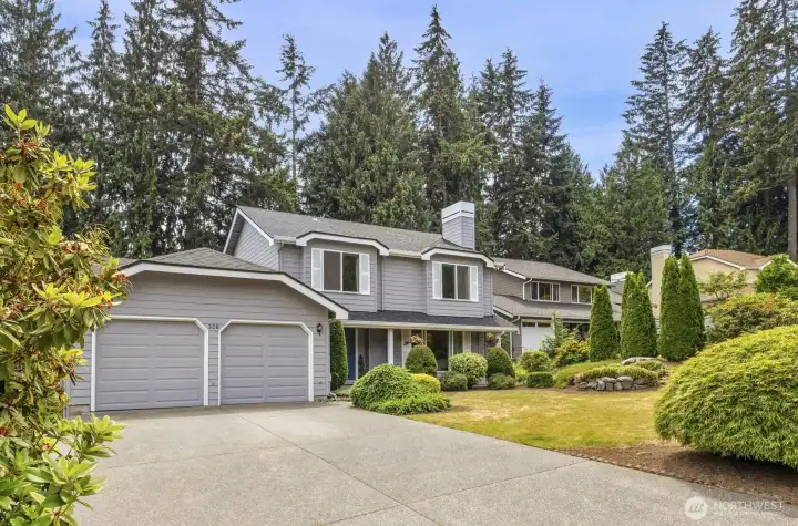 Brand new roof and exterior paint!