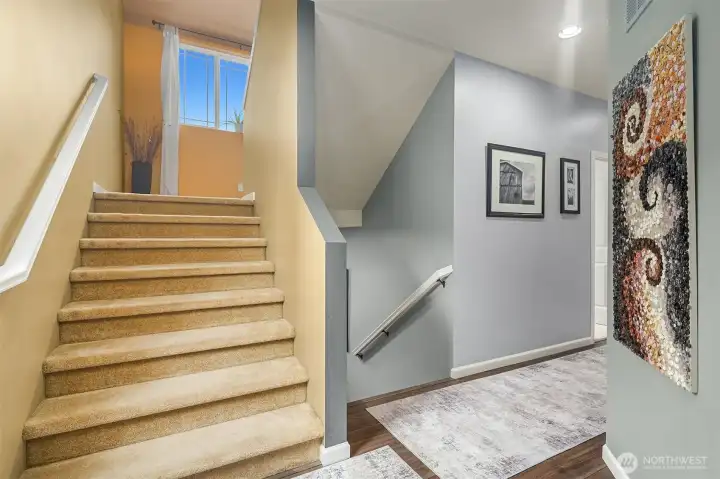 Stairwell to upper level. Stairwell to upper level.