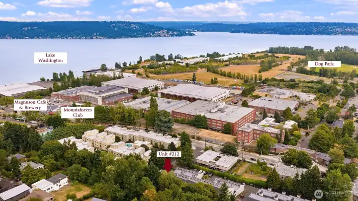 350 Acres of fun at Magnuson Park right across the street 350 Acres of fun at Magnuson Park right across the street