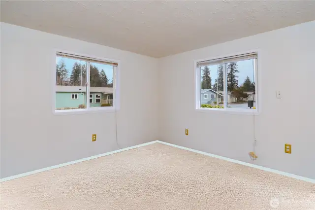 2nd bedroom