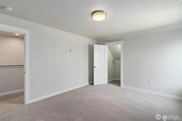 3rd Bedroom (upstairs).