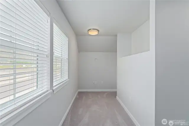 4th bedroom...perfect for office or nursery (upstairs).