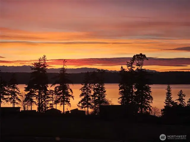 UNBEATABLE SUNSETS
