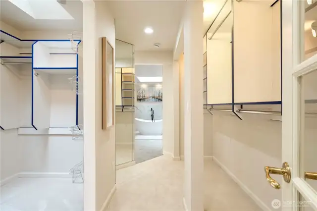 Master room walk in closet