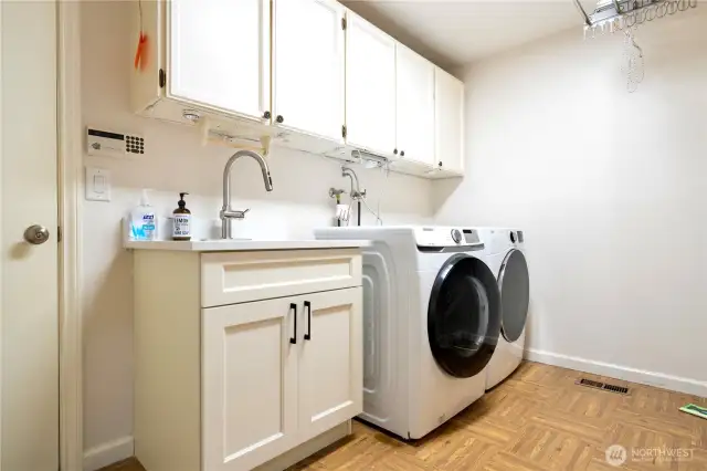 Laundry in main floor