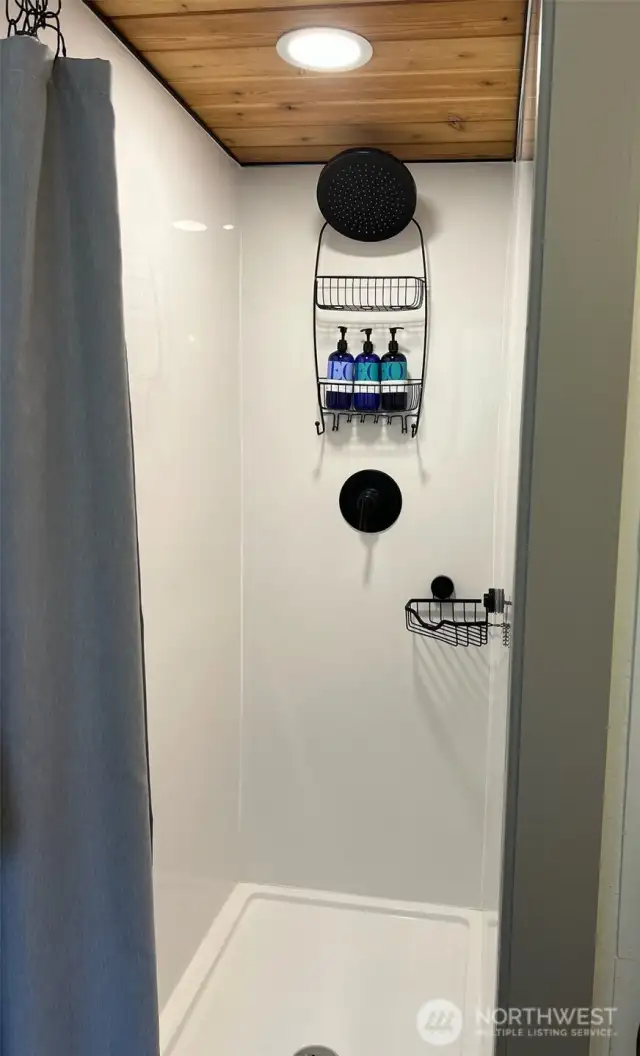 shower in B just upgraded
