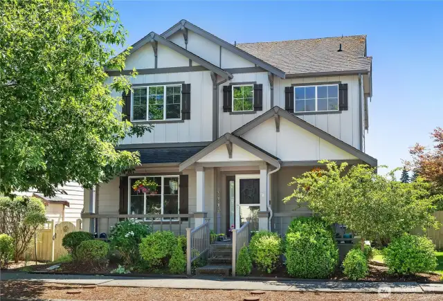 Welcome Home to 5901 Colorado Ave SE in Horizon Point!