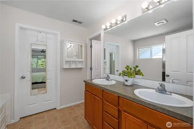5 piece ensuite bathroom with large walk in closet.