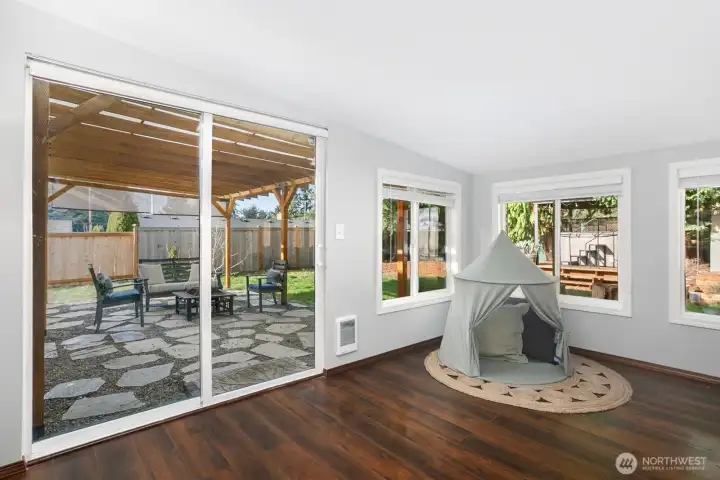 Bonus Room to Backyard/Patio