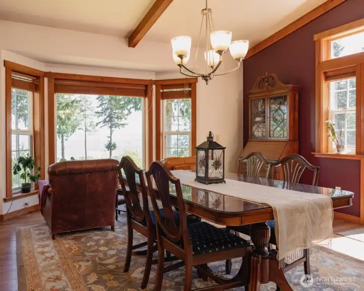 Great room dining