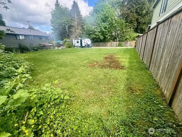 View of site from the SW corner of the lot.