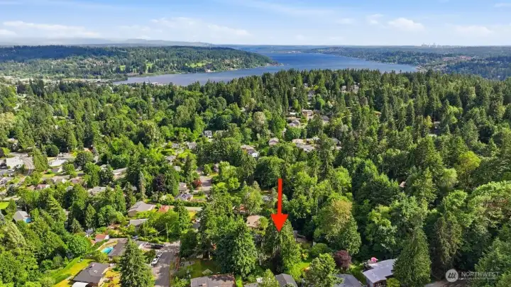 Close proximity to PNW's amenities and waterfront Close proximity to PNW's amenities and waterfront