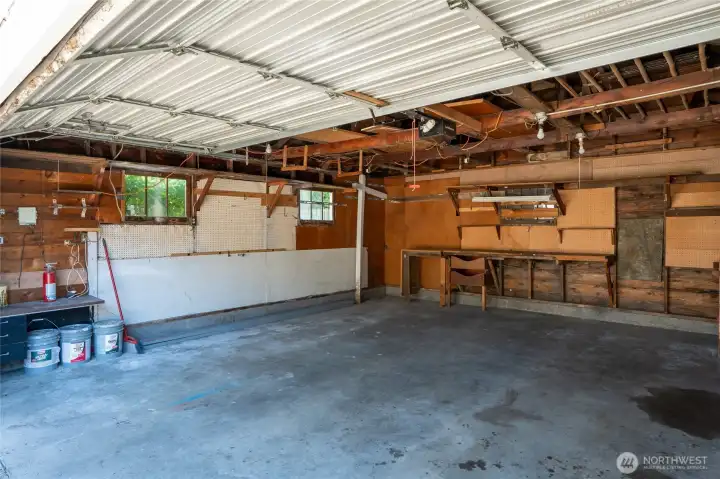 The garage has an opener and a keypad for access. The garage has an opener and a keypad for access.