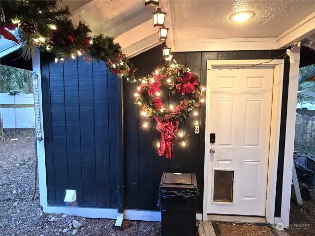 Covered courtyard leads to your laundry facility.