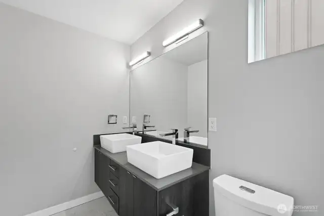 Dual sinks in primary bathroom