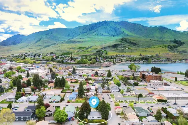 This spacious lot with views of the Chelan Butte is just a quick walk into town for shops, restaurants, groceries, and fun.