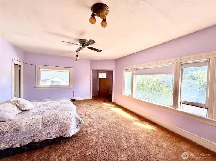 Large windows with a sitting area