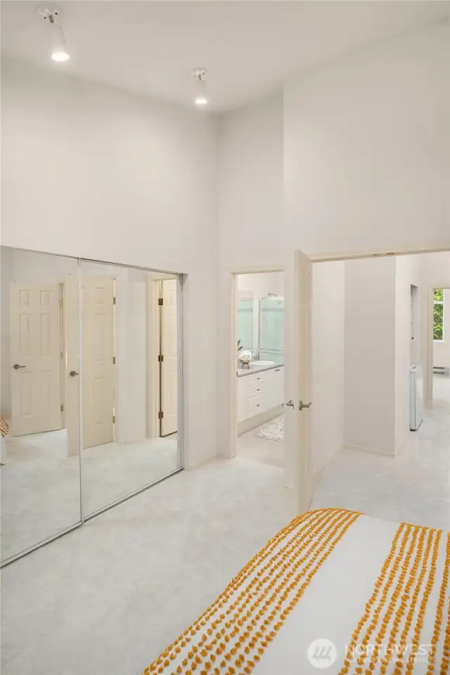 PRIMARY SUITE WITH EN SUITE BATH