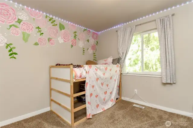 2nd Bedroom