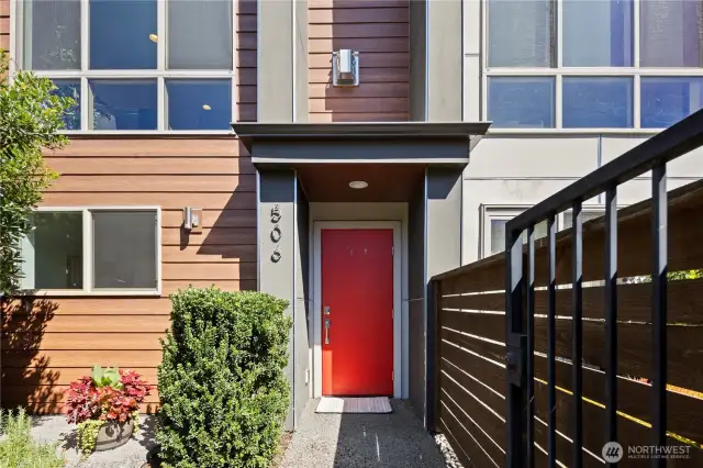 Gated entry to this no HOA townhome in the lovely Greenwood neighborhood close to light rail