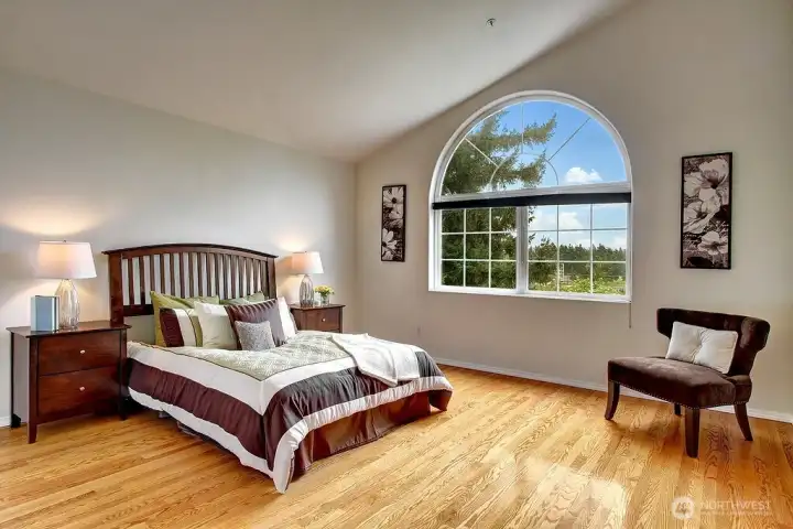 Huge Primary Bedroom