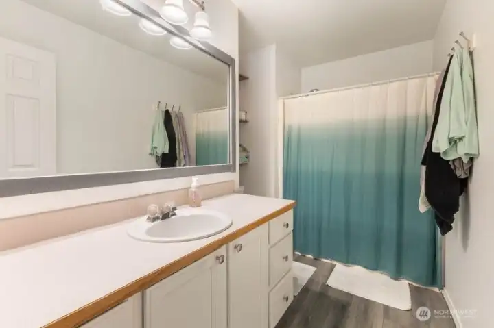 primary bath on the upper level