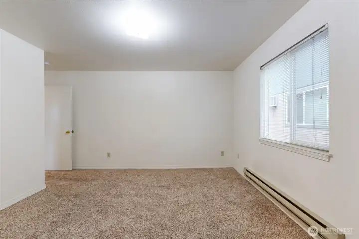 Vacant Unit, 249.