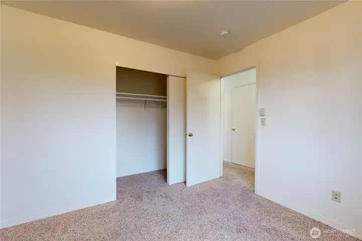 Vacant Unit, 249.