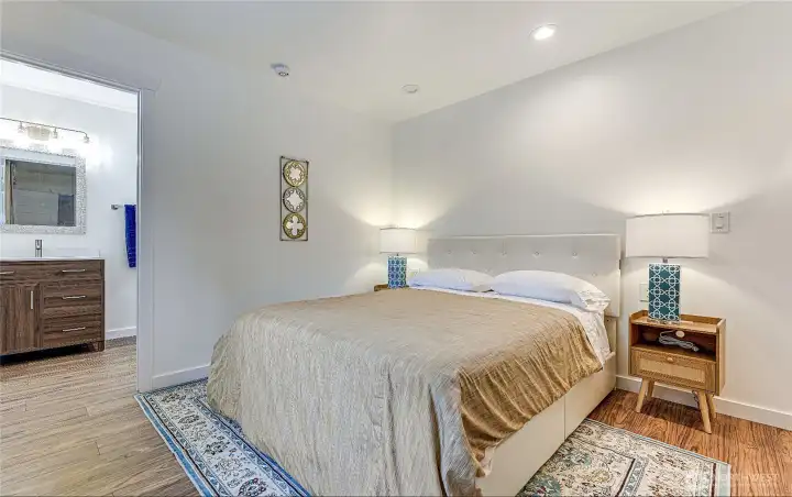 DADU Bedroom 1 of the above shop apartment.