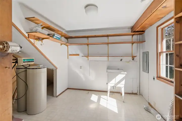 Utility Room off Kitchen