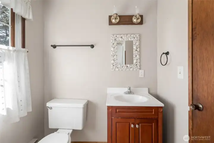 Main Floor Bathroom