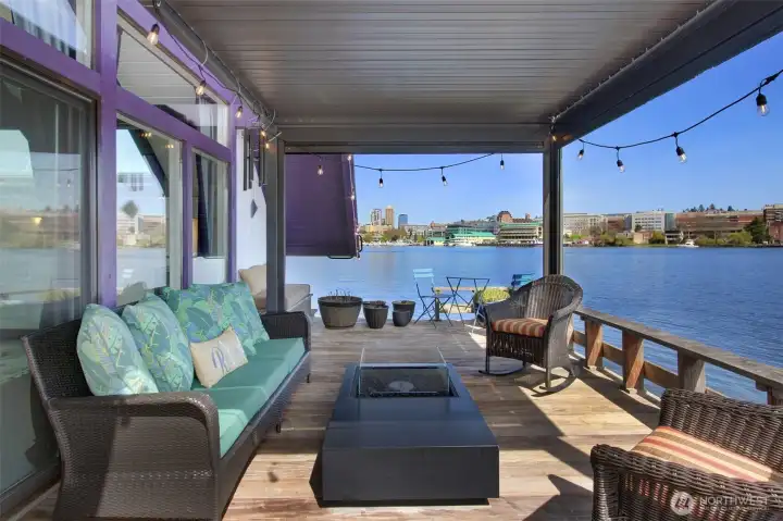 Since The Jewel Box extends the length of the dock, the privacy from neighbors on either side is unparalleled.