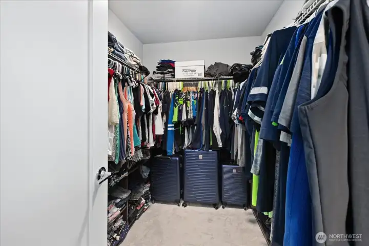Large primary walk-in closet