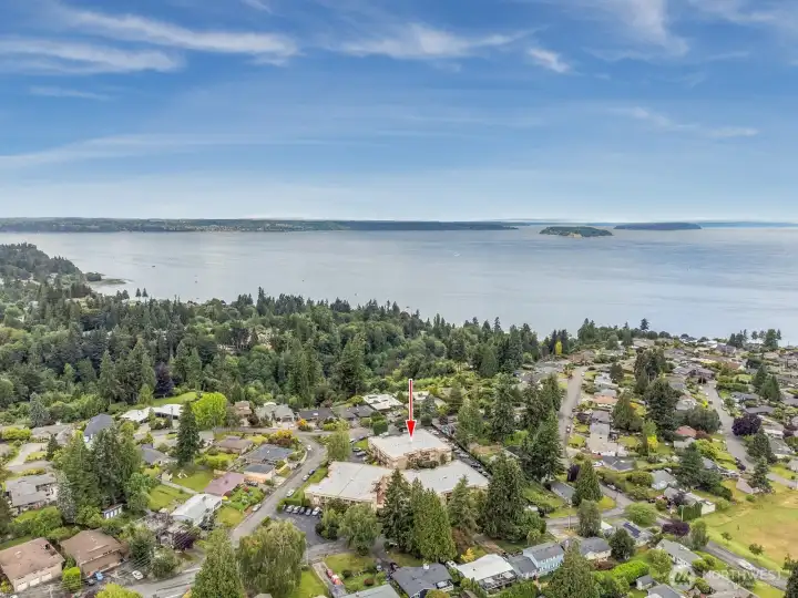 Located in the heart of the View Ridge neighborhood surrounded by single family residences with local traffic only. Located in the heart of the View Ridge neighborhood surrounded by single family residences with local traffic only.