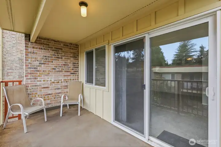 The lanai is covered so you can enjoy the outdoors on a drizzly day. The lanai is covered so you can enjoy the outdoors on a drizzly day.