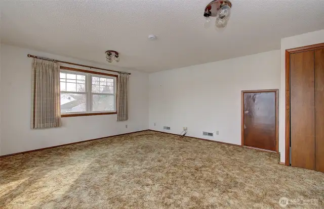 upstairs living room/possible primary