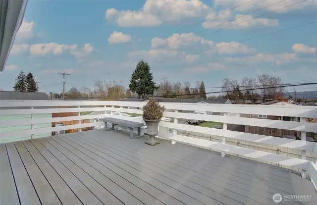 deck from 2nd level