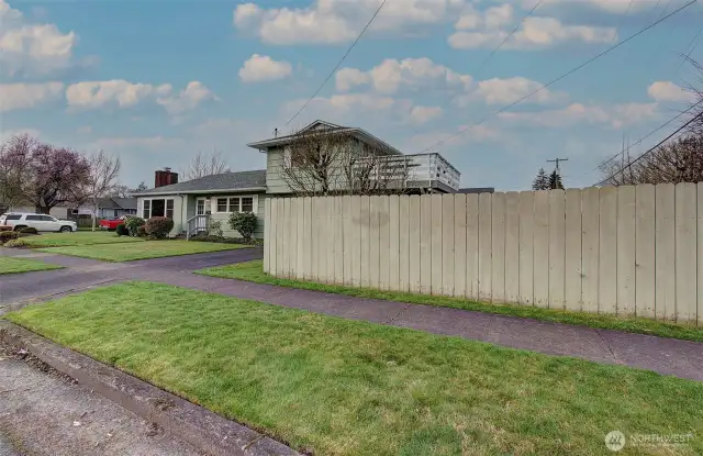 fenced side yard